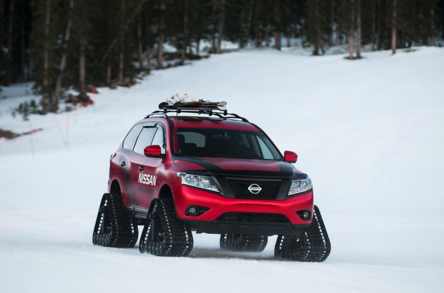  Nissan Pathfinder Winter Warrior Concept 2016 года  (фото 23 из 29)